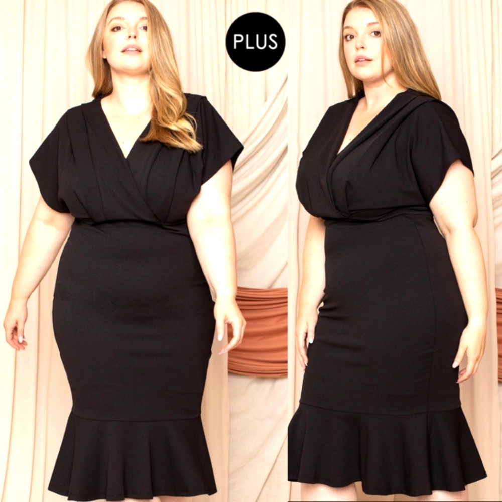 Plus Size Pleated Dropped Shoulder Dress